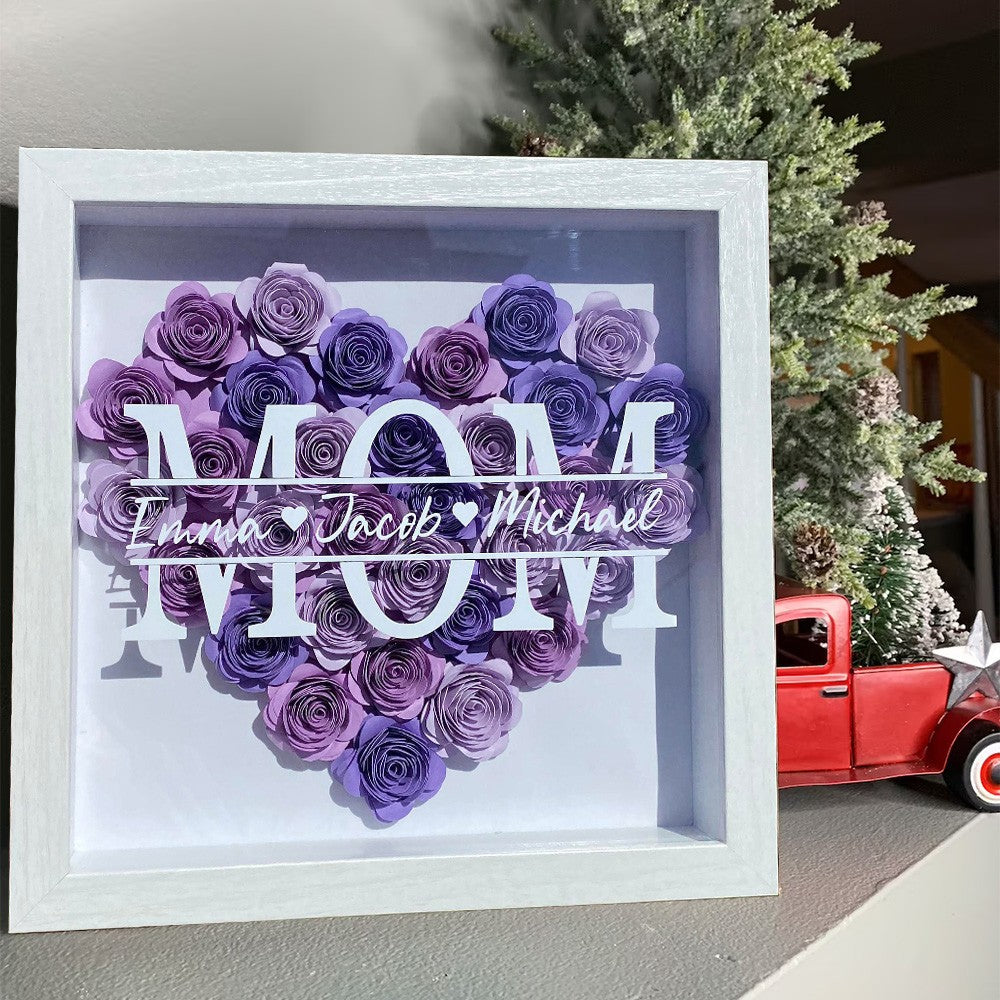Cadre d'ombre de fleur monogramme en forme de cœur pour maman