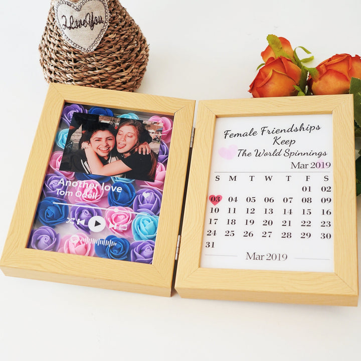 Nouveau Cadre Musical Personnalisé avec Fleurs et Anniversaire