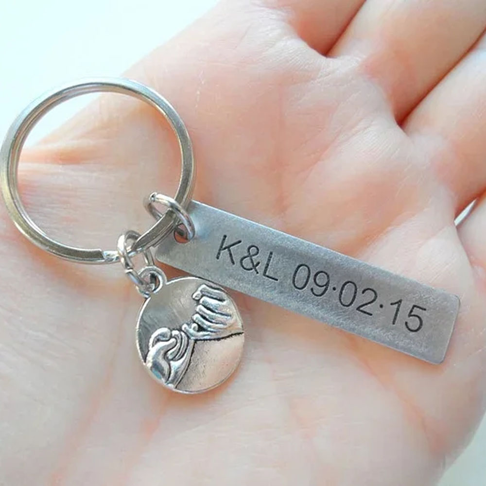 Porte-Clés la main dans la main 4 Styles 2 lettre Personnalisé avec date