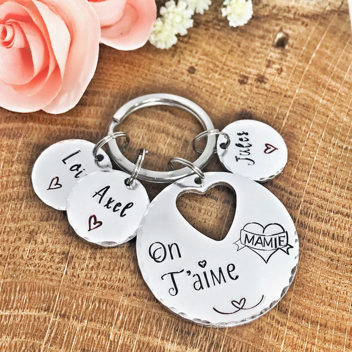 Porte-Clés Personnalisé pour Mamie et Maman - Cadeau Unique