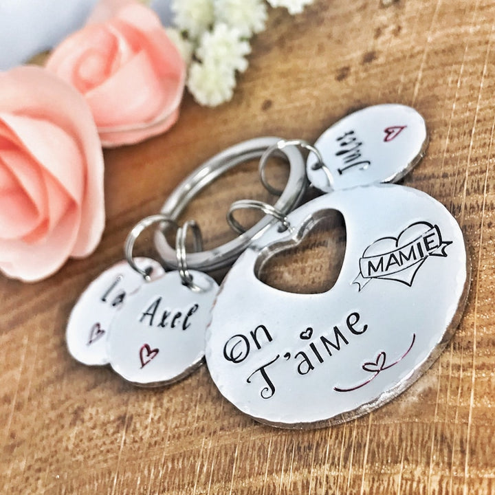 Porte-Clés Personnalisé pour Mamie et Maman - Cadeau Unique
