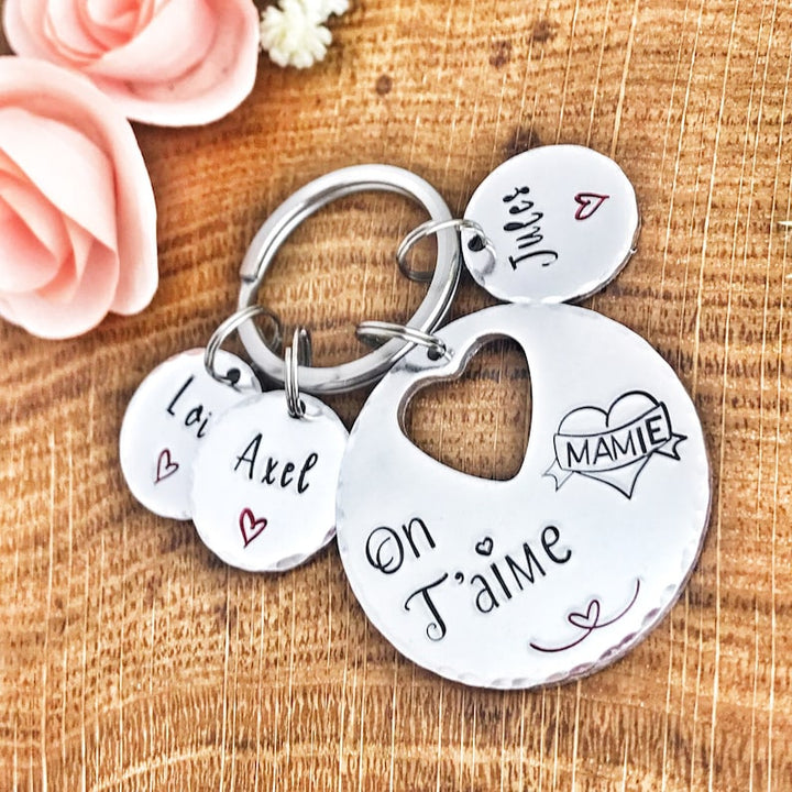 Porte-Clés Personnalisé pour Mamie et Maman - Cadeau Unique